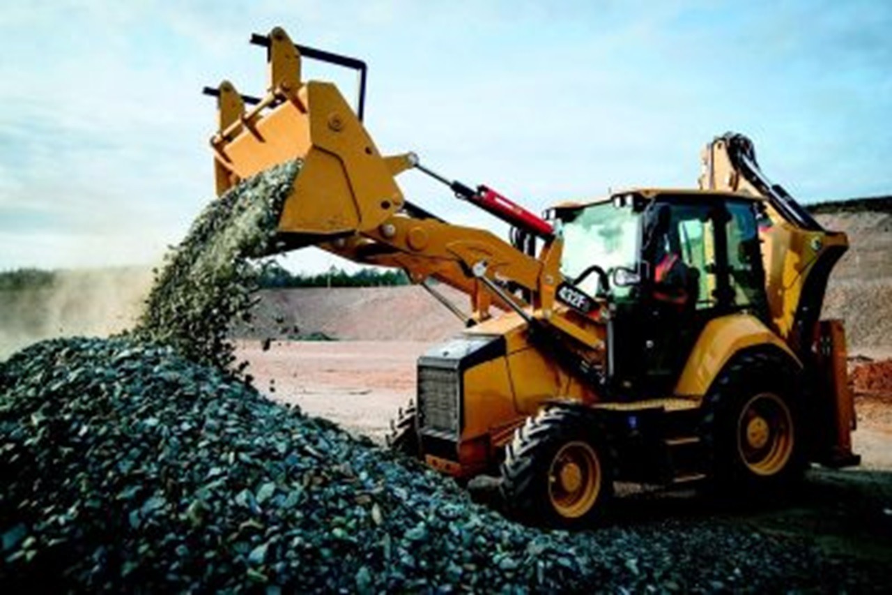 excavator-2580448_1280-400×267